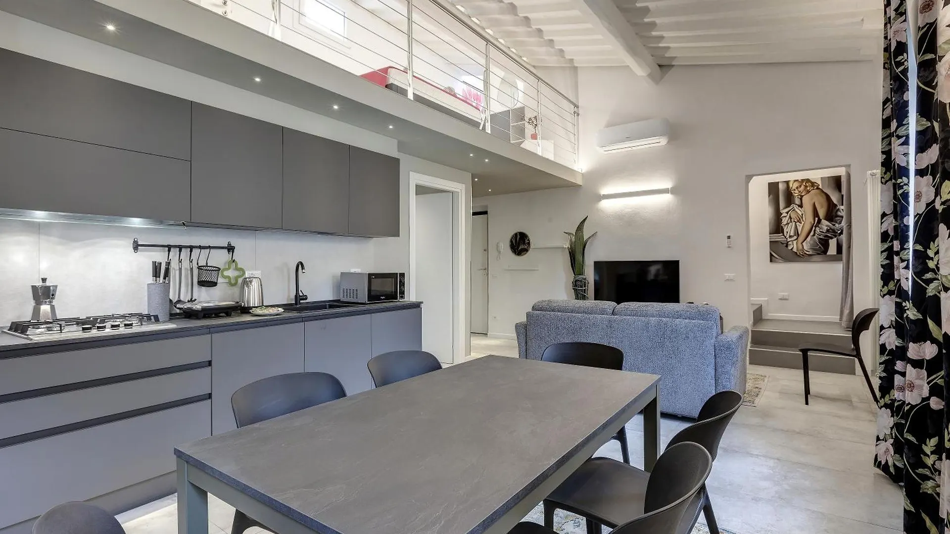 Tamara & Clotilde Apartments By Mamo Florence
