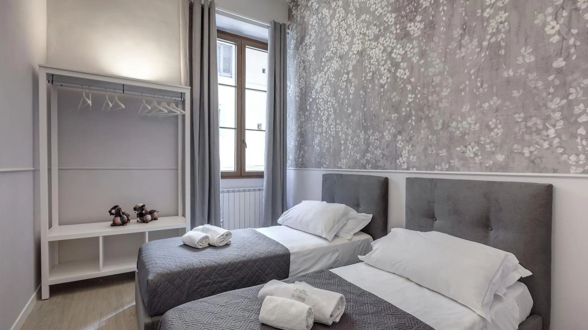 Tamara & Clotilde Apartments By Mamo Florence