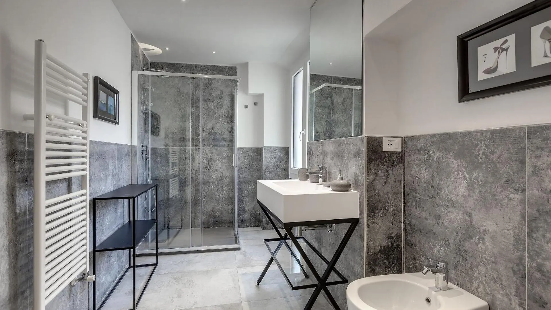Tamara & Clotilde Apartments By Mamo Florence